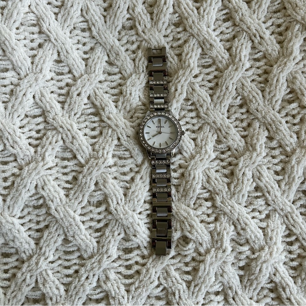 Fossil silver watch - Picture 3 of 8